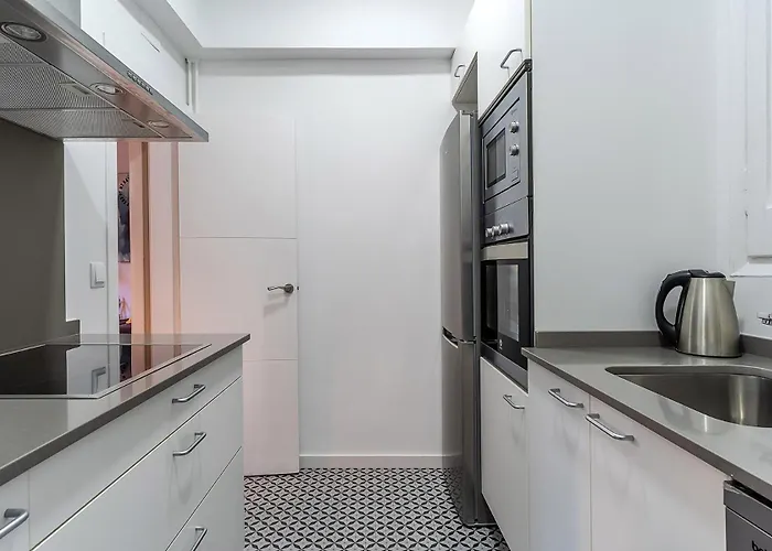Canela Homes Rossello * Барселона